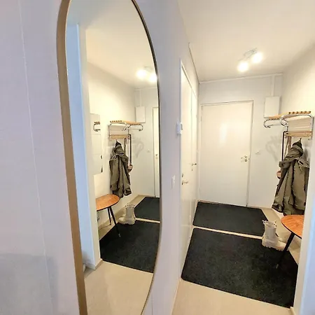 Peaceful Studio, Great Location, Free Parking דירה פורי