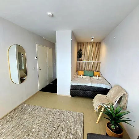 Peaceful Studio, Great Location, Free Parking *